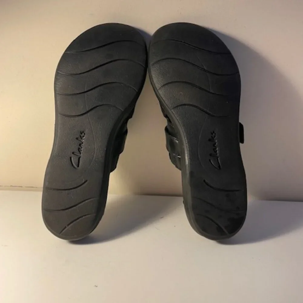 Clarks Utimate Comfort collection black leather Sandals Size 7 New